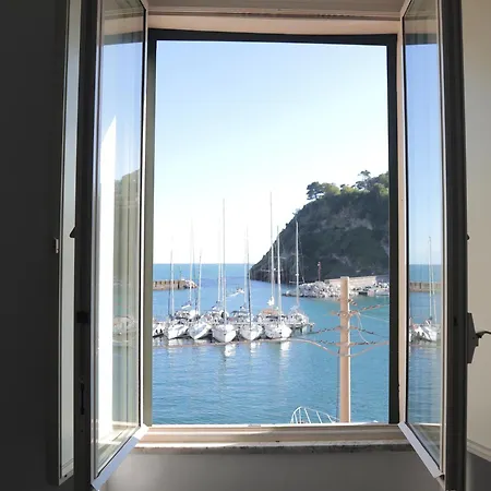 Chiaiolella Sea View Lejlighed