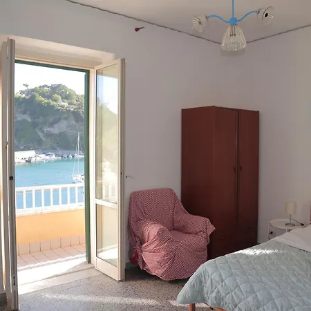 Chiaiolella Sea View Lejlighed Procida