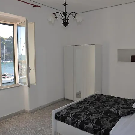Chiaiolella Sea View Lejlighed Procida